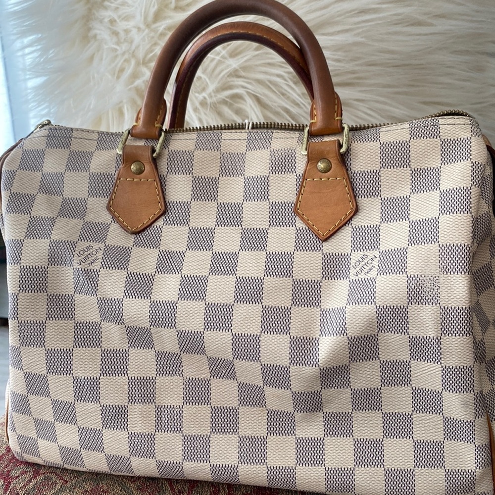 Louis Vuitton Damier speedy 30 Beautiful classy with lock&key. ❤️💐🎁